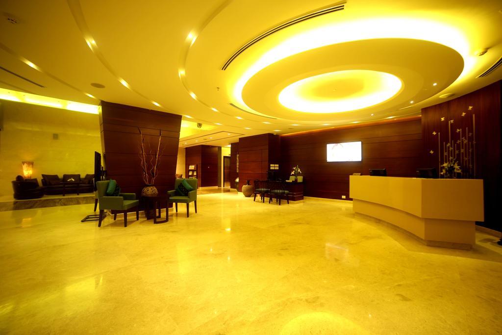 Готель Olive Downtown Kochi Екстер'єр фото